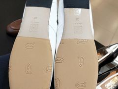 -爱革·洗衣改衣·洗鞋修鞋·洗包修包·奢侈品护理(宝地广场店)