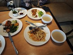 -中山利和希尔顿酒店