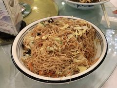 海鲜炒线面-聚春园自助餐厅(东街口店)
