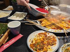 -井格重庆火锅(西直门凯德Mall店)