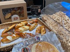 -汉柏麦香德国面包房(海信店)