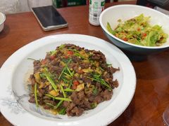 -湖南人家湘菜馆(镇江路店)