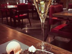 -恰餐厅及酒吧 CHAR Bar & Grill (北京丽都皇冠假日店)