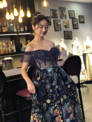 -艾米丽婚纱礼服