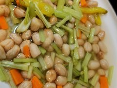 -鱼窝棚柴火铁锅炖(富山屯店)