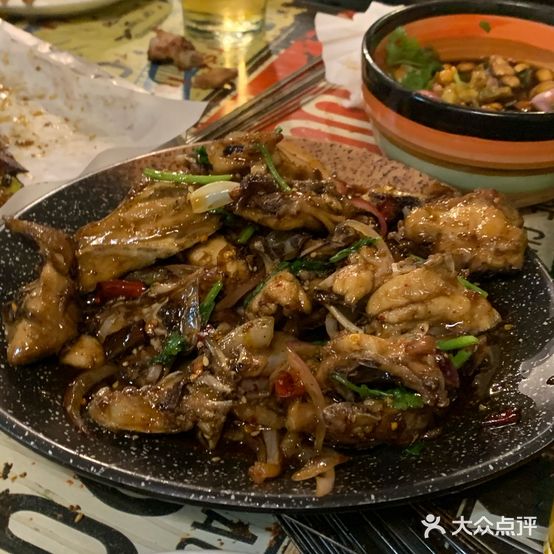 青炉平价海鲜烧烤