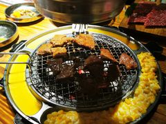 -青瓦炭韩潮烤肉(花园道店)