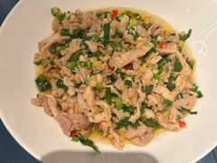 酸木瓜炒鸡-一坐一忘云南菜(嘉里中心店)