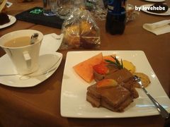 自助茶点..蛋糕很难吃-深圳皇庭V酒店