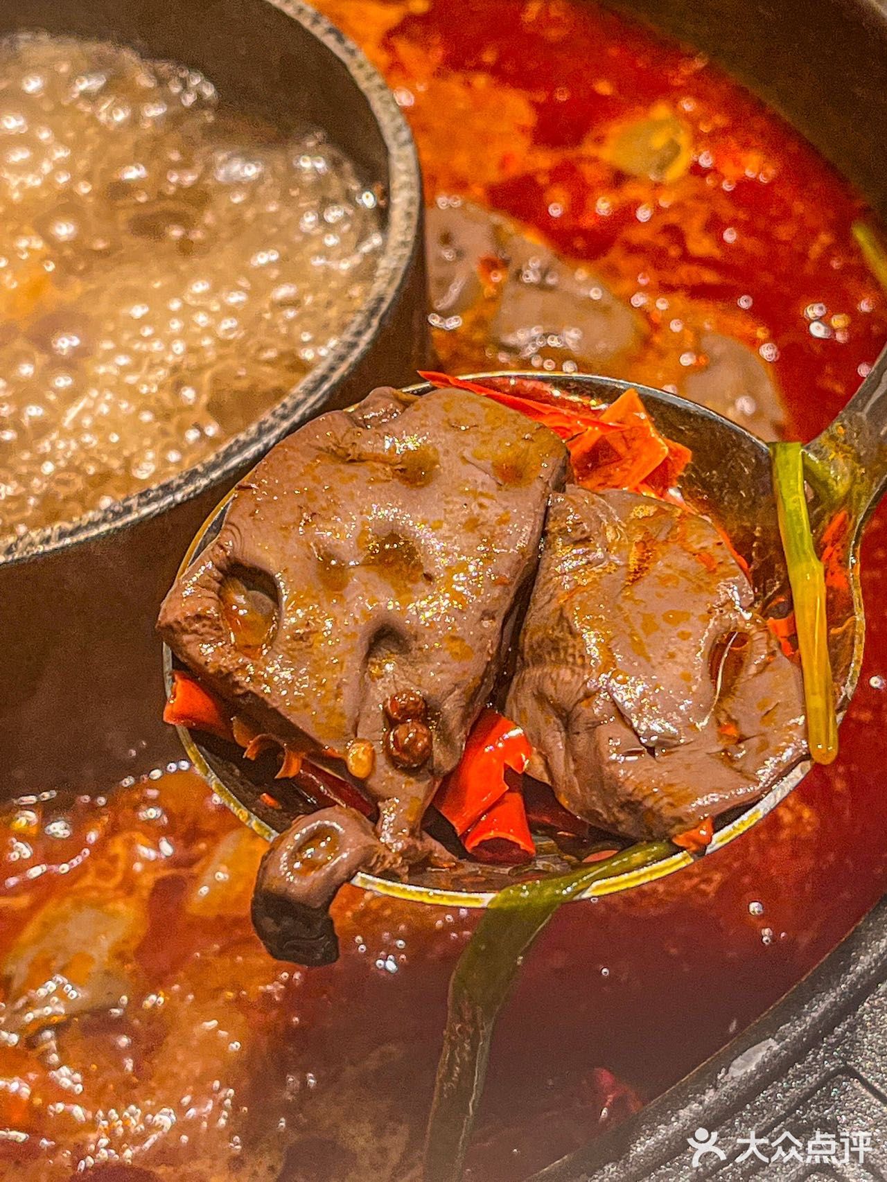 火爆🔥重庆成都的火锅真的很好吃！