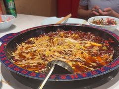 -何师傅美蛙鱼头(汉街店)