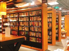 -SISYPHE BOOKS西西弗书店(龙湖滨江天街店)