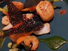 香煎扇贝配迷你混合海鲜-AZUL by FUEL蓝色·法式酒馆(琶醍店)