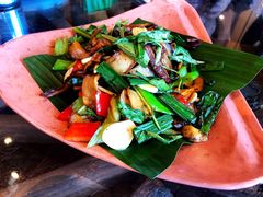 -云海肴·汽锅鸡·云南菜(天山百盛优客店)