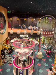 -MELAND CLUB•花园城堡主题亲子乐园•派对•餐厅(广州乐峰广场旗舰店)
