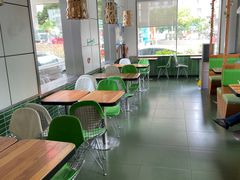 大堂-老乡鸡(六安健康路加油站店)