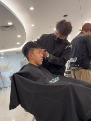 -八佰伴8008星级形象店