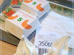 -麦当劳(杭州西湖银泰百货店)