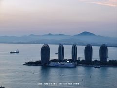 -鹿回头风景区