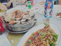 -日照大牌檔•小船海鲜(万平口店)
