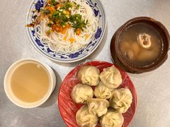 -高师傅特色米粉汤包(建设路店)