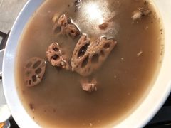 莲藕章鱼筒骨汤-石岐乳鸽村(桥观坊南四巷店)