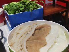 黄喉牛肚毛肚拼盘-老天桥蛙炉火锅(姑苏总店)