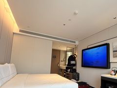 -杭州西湖湖滨银泰亚朵酒店