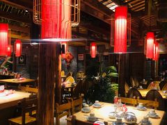 大堂-野山舂·贵州现舂酸汤火锅(鸿通城店)