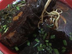 -小龙大肉面馆