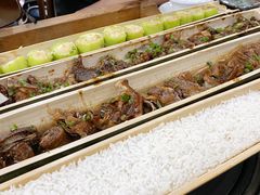 -胡须哥网红竹筒菜