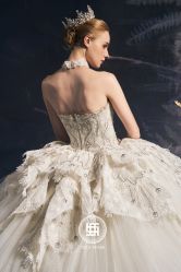 -Renee芮亦婚纱