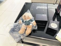 -百联沪通凯迪拉克4s店