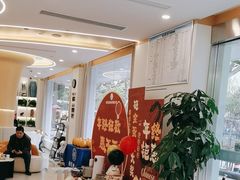 -皓齿连锁·雅贝健口腔·种植·矫正中心(虹口曲阳路店)