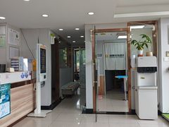 -瑞鹏宠物医院腔镜微创中心·骨科·牙科(新江湾城政芳路店)