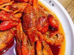 -叶派龙虾•招牌香辣蟹·海鲜(中海国际店)