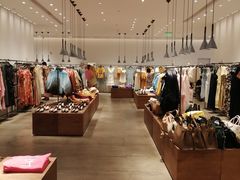 -URBAN REVIVO(西安Momopark店)