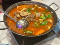 -霄汉牛三鲜湖北砂锅菜(万松园2店)
