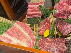 -山川小町·极番烧肉(新地假日广场店)