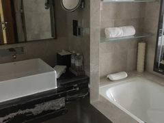 -无锡新湖铂尔曼大酒店