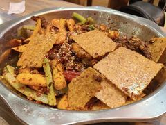 大拼盘-嘎嘎鸭下巴·爆辣干锅(明教寺店)