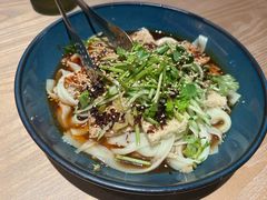 -耶里夏丽·丝路国际·新疆餐厅(浦东区东方路店)