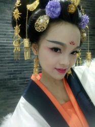 -盘子女人坊古装写真摄影(厦门总店)