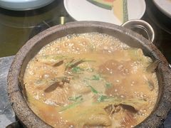 白洋淀石锅嘎鱼-小放牛炒菜馆(三丰店)