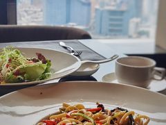 -唐拉雅秀酒店-西锦汇空中BBQ·思创餐厅