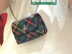 -Vivienne Westwood(上海来福士广场店)