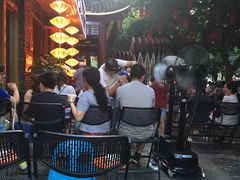 等位区-蜀九香火锅(彩虹店)