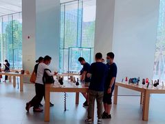 -Apple零售店(华贸购物中心店)