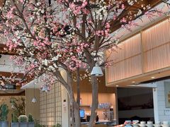 -蜜桃餐厅·伴山(湖滨商业街店)