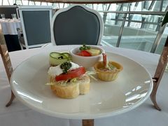 -广州塔卢特斯法国旋转餐厅